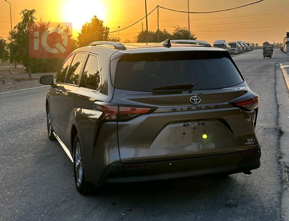 Toyota Sienna